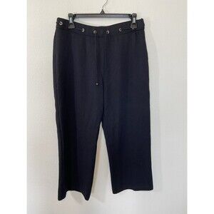 St John Sport Capri Pants Size Medium Santana Knit Fashion Fit Pull On